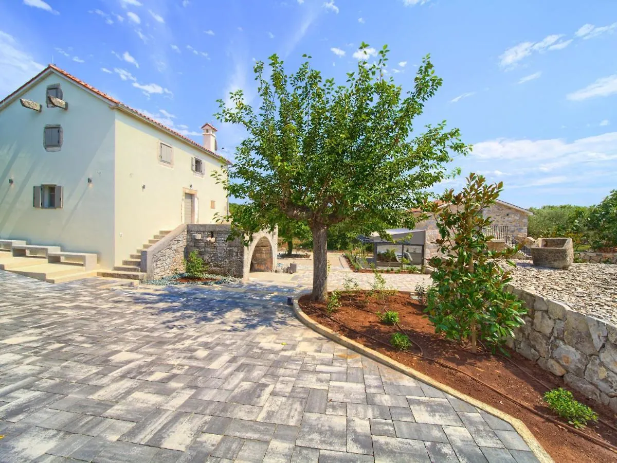 Holiday Home Jerini Main House By Interhome Vrh  0*, Vrh (Krk)